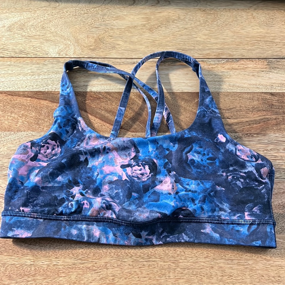Lululemon energy sports bra; Sz 8; blue